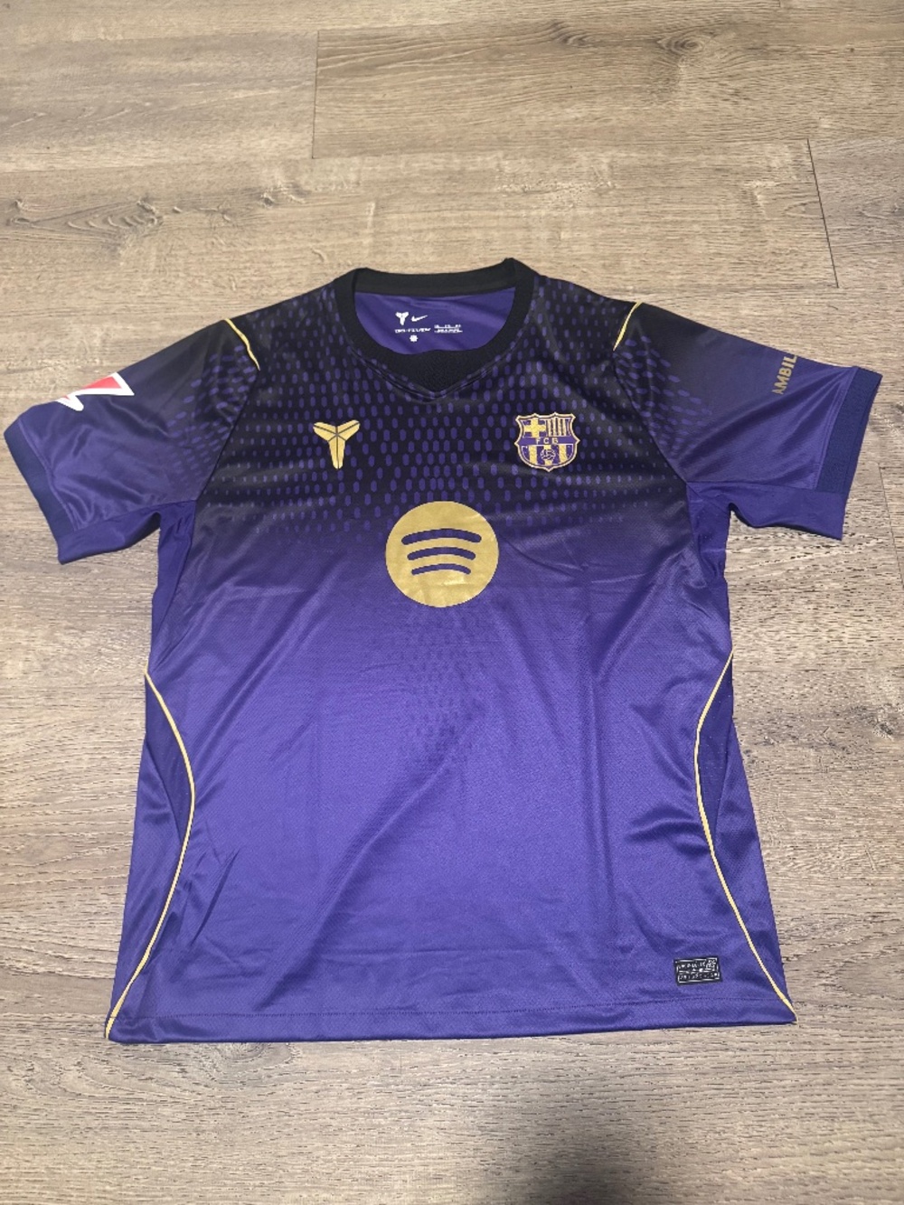 26-27 away Barcelona jersey